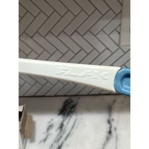 Oakley Flak Jacket Sunglasses 12-761 - Picture 13 of 14